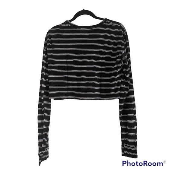 Reformation Jeans Chloe Striped Cropped Top. Size: XS - Picture 6 of 11